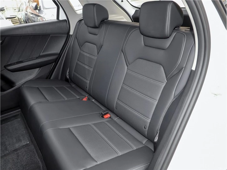 BYD E2