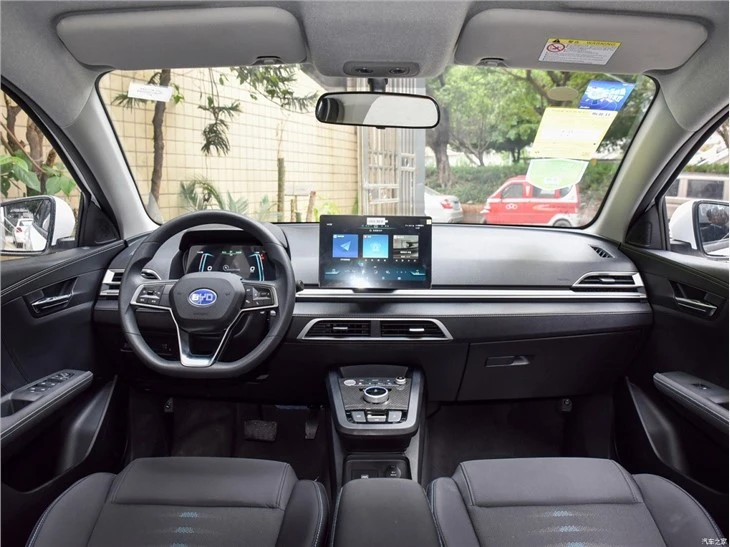 BYD E2