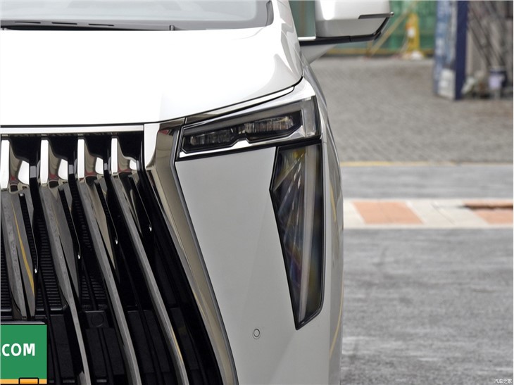 2023 New GAC Trumpchi M8 MPV PHEV