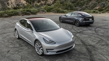 O novo modelo 3 está chegando? Tesla intensifica a liquidação de estoques nos...