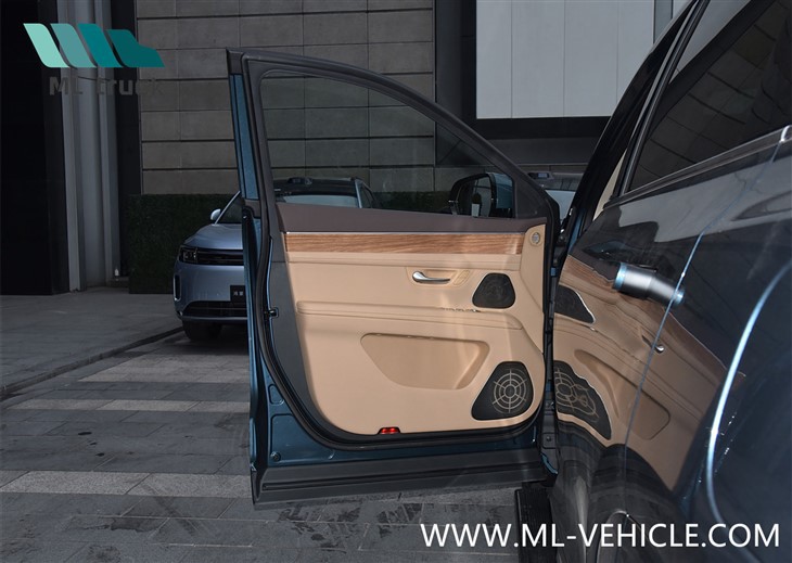 2024 Huawei Aito M7 Ultra SUV