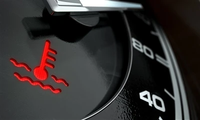 Você pode continuar dirigindo se a temperatura do motor não subir depois de m...