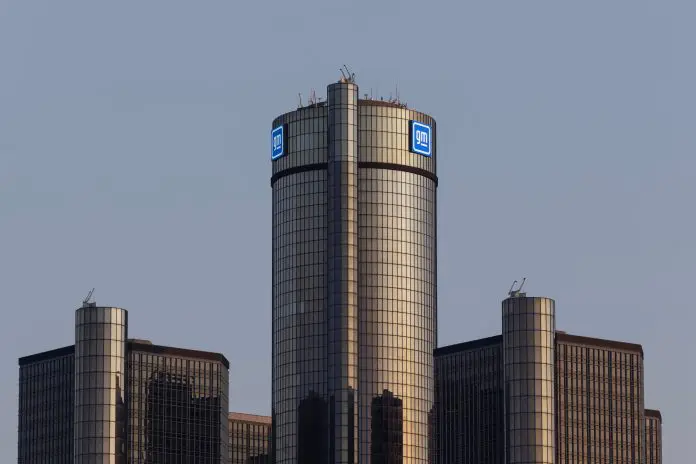 General Motors assina acordo solar de 15-ano para abastecer três usinas nos EUA